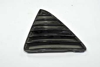 TAUNUS ÇIKMA YEDEK PARÇA FORD CIKMA YEDEK FOCUS 3 ÖN TAMPON ÜCGEN